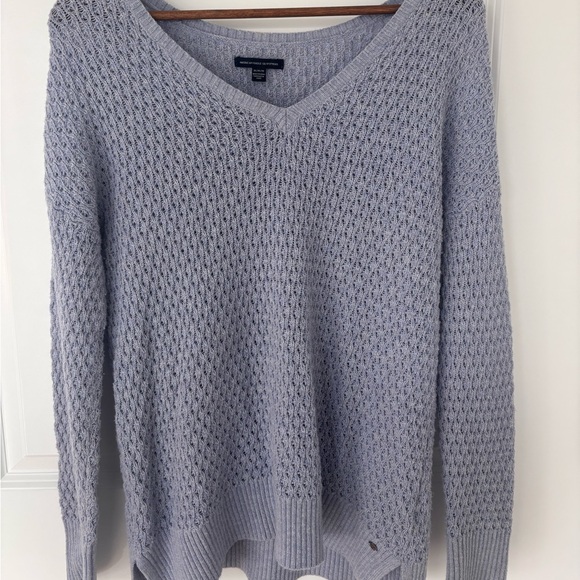 American Eagle women’s sweater - Picture 1 of 3